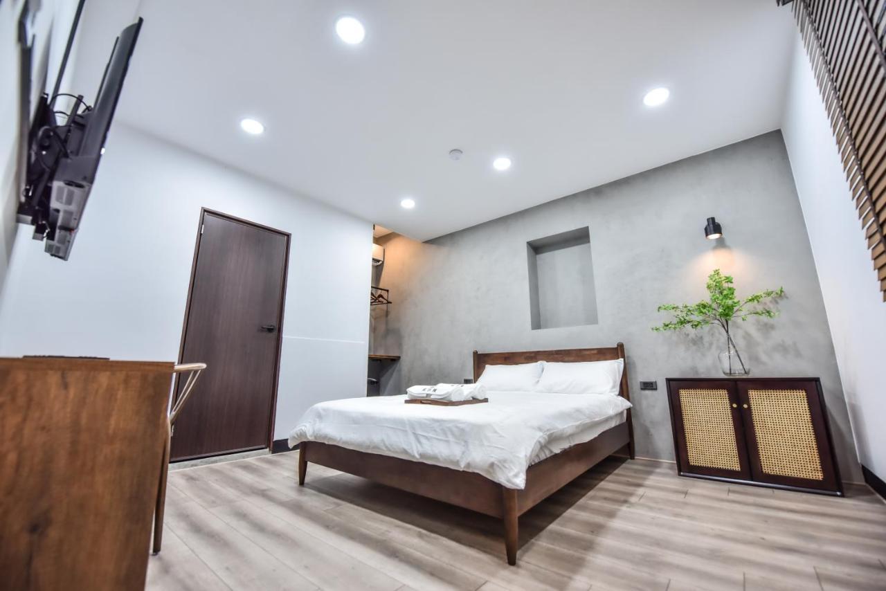 Eryang Homestay Đài Nam Ngoại thất bức ảnh
